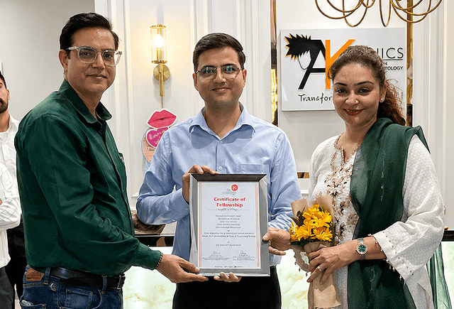 FUE hair transplant training session at AK Clinics Ludhiana